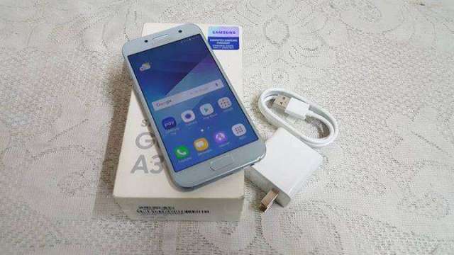 Samsung Galaxy A3 2017 Samsung Galaxy A3 2017