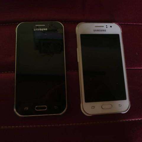 Samsung Galaxy J1 Ace diplay Muertos Samsung Galaxy J1 Ace diplay Muertos