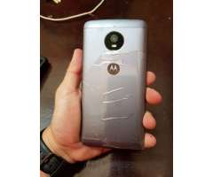 Motorola E4 Plus ni un solo detalle