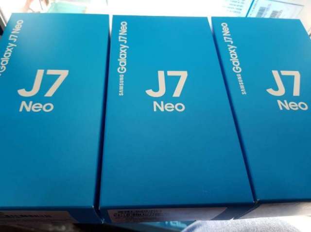 Samsung Galaxy J7 Neo en cuotas más protectores de regalo Samsung Galaxy J7 Neo en cuotas más protectores de regalo