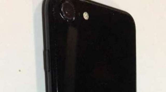 iPhone 7 de 128 gb con fisura iPhone 7 de 128 gb con fisura