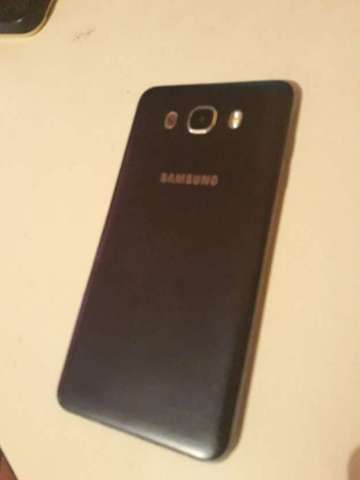 Samsung Galaxy J7 2016 Samsung Galaxy J7 2016