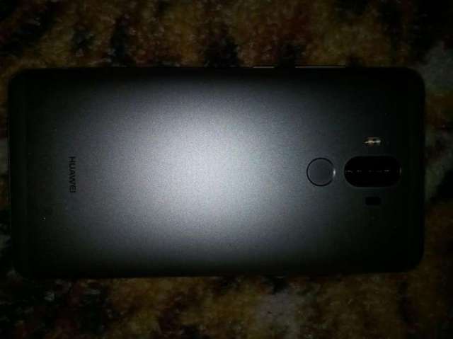 Huawei Mate 9 Huawei Mate 9