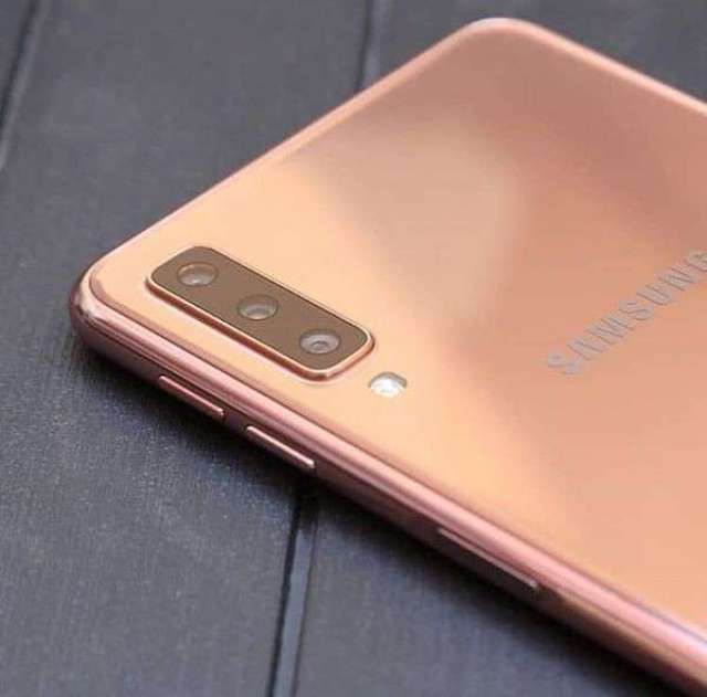 Samsung Galaxy A7 2018 Samsung Galaxy A7 2018
