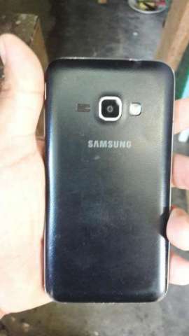 Samsung Galaxy J1 2016 Samsung Galaxy J1 2016