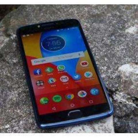 Motorola e4 plus Motorola e4 plus