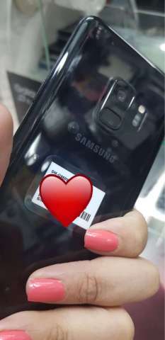 Samsung Galaxy S9 impecable con protector 360 Samsung Galaxy S9 impecable con protector 360