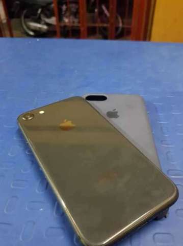 iPhone 8 iPhone 8