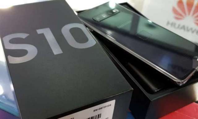 Samsung Galaxy S10 Samsung Galaxy S10