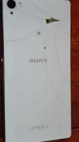 Sony Xperia Z3 Sony Xperia Z3