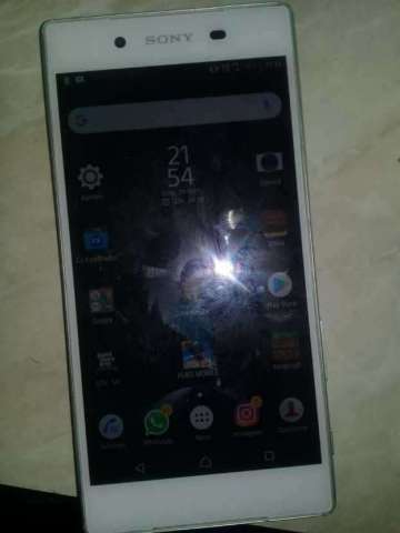 Sony Xperia Z5 Sony Xperia Z5