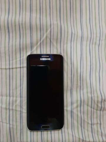Samsung Galaxy S6 Edge Samsung Galaxy S6 Edge