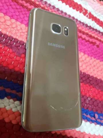 Samsung Galaxy S7 Samsung Galaxy S7